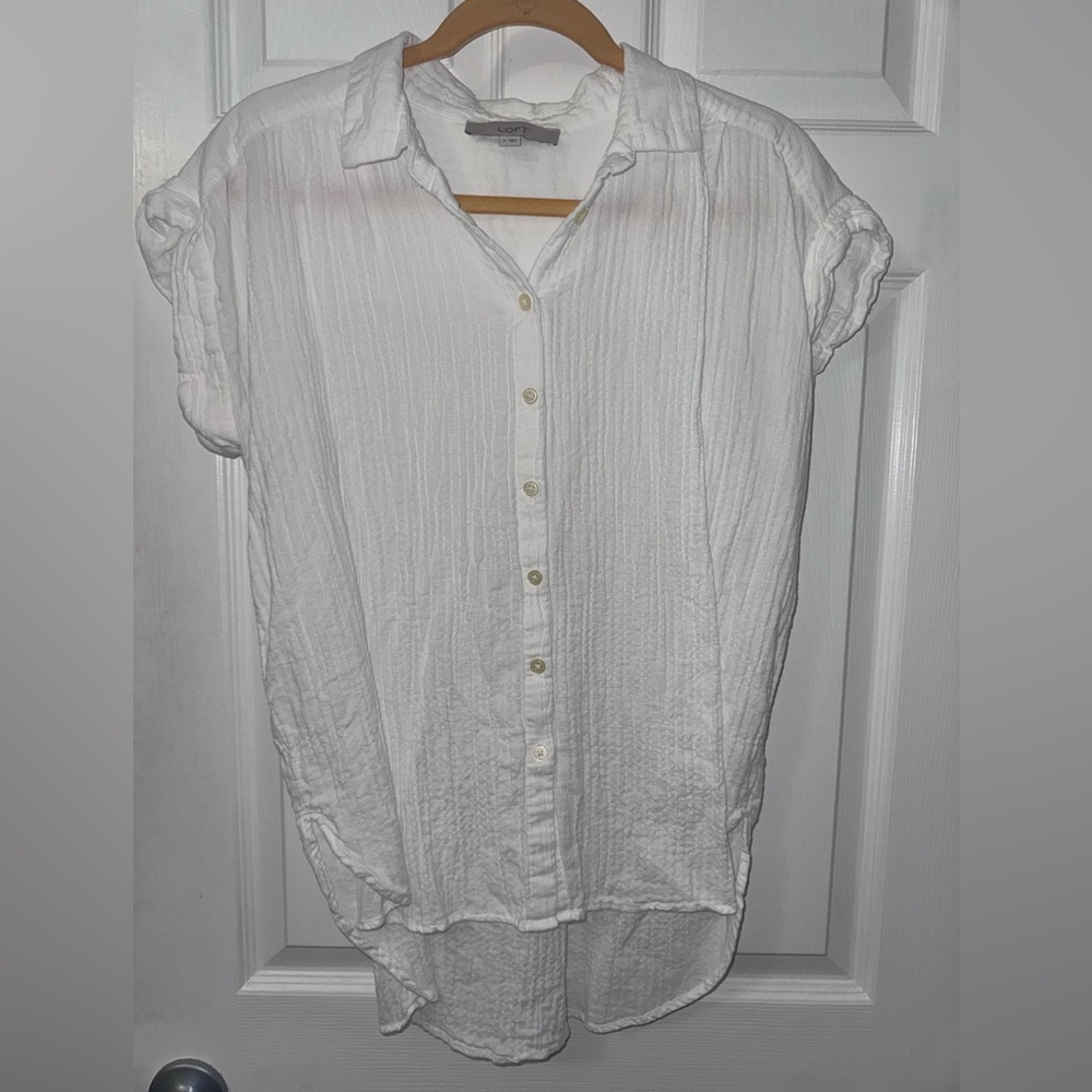 LOFT White Textured Short Sleeve Button Down Blouse
